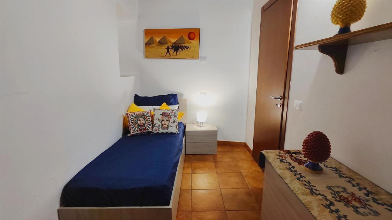 Porto Centro Storico Spiaggia Wi-Fi&Self Check-In Castellammare del Golfo Exterior photo